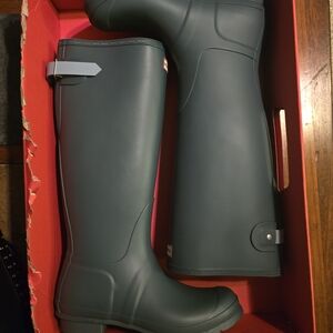 Women's Tall Hunter Boots sz 9